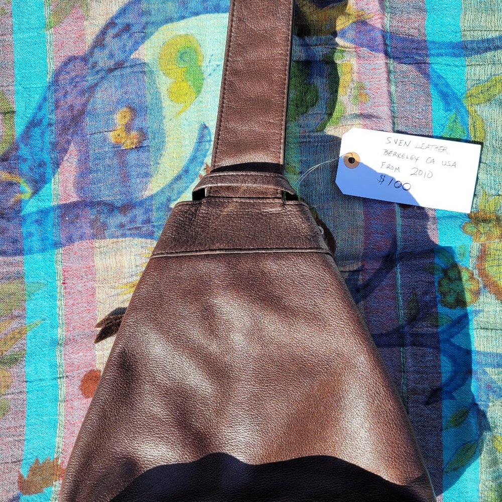Sven Leather | Shoulder Bag - Picture 2 of 5